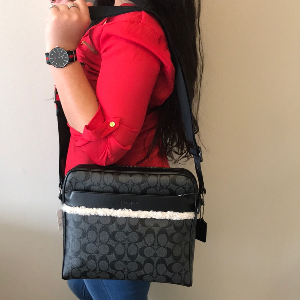 ๐NWT- Coach signature canvas Bag - Picture 3 of 7
